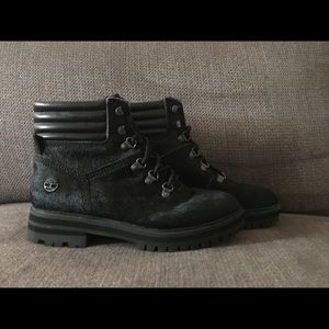 Black leather timberlands
